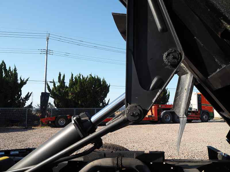 いすゞ エルフ TPG-NKS85AN(4WD)の写真33