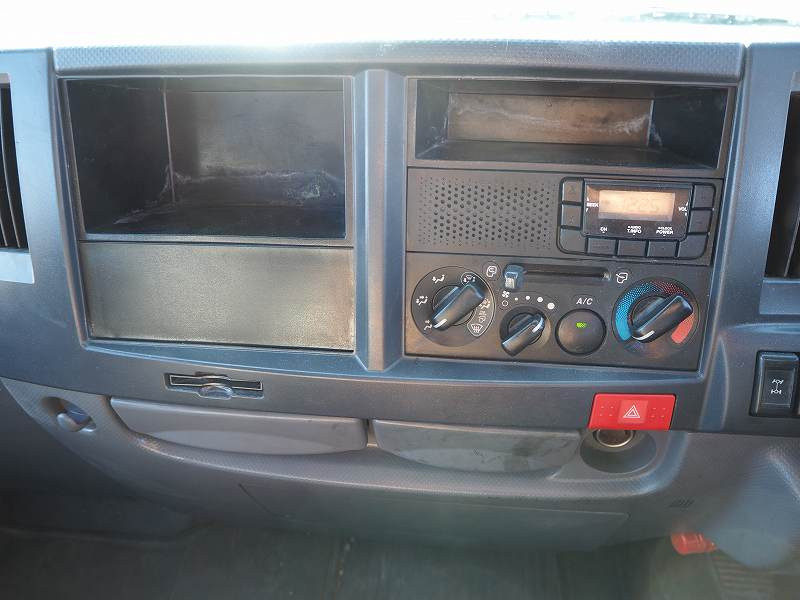 いすゞ エルフ TPG-NKS85AN(4WD)の写真48