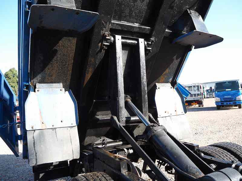 いすゞ エルフ TDG-NKS85AD(4WD)の写真22