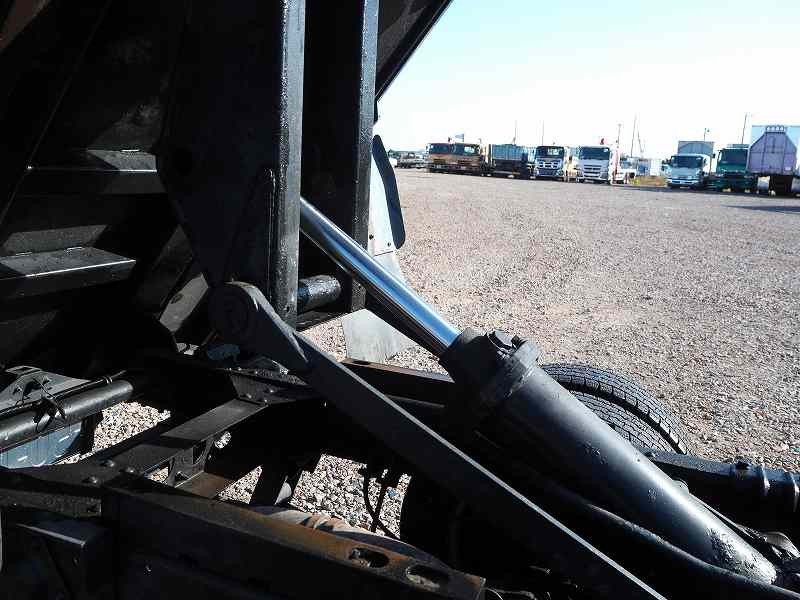 いすゞ エルフ TDG-NKS85AD(4WD)の写真30