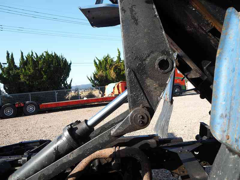 いすゞ エルフ TDG-NKS85AD(4WD)の写真37