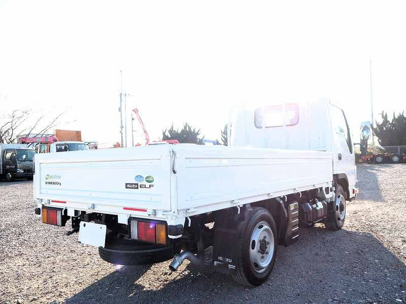 いすゞ エルフ TRG-NHS85A(4WD)の写真5