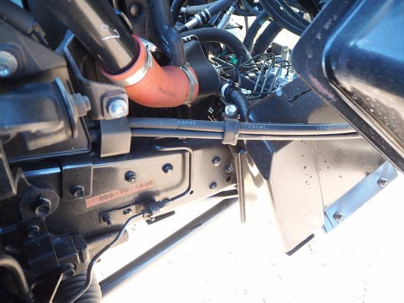 いすゞ エルフ TRG-NHS85A(4WD)の写真14