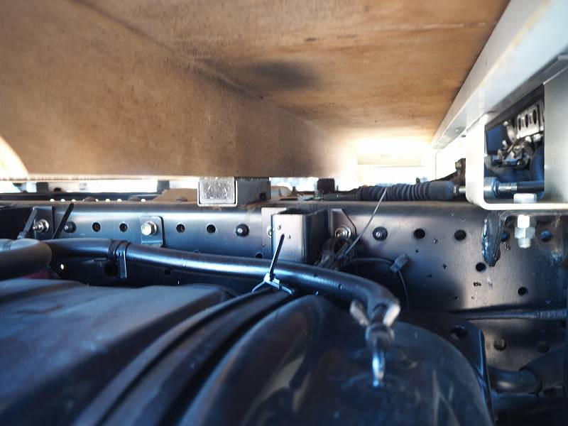 いすゞ エルフ TRG-NHS85A(4WD)の写真16