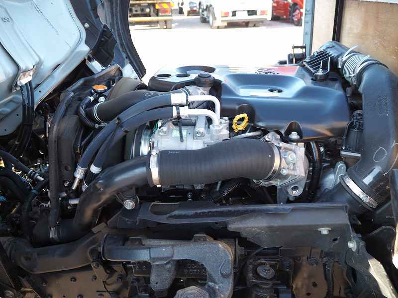 いすゞ エルフ TRG-NHS85A(4WD)の写真28