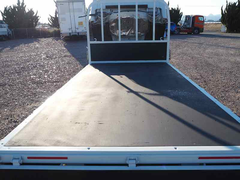 いすゞ エルフ TRG-NHS85A(4WD)の写真33