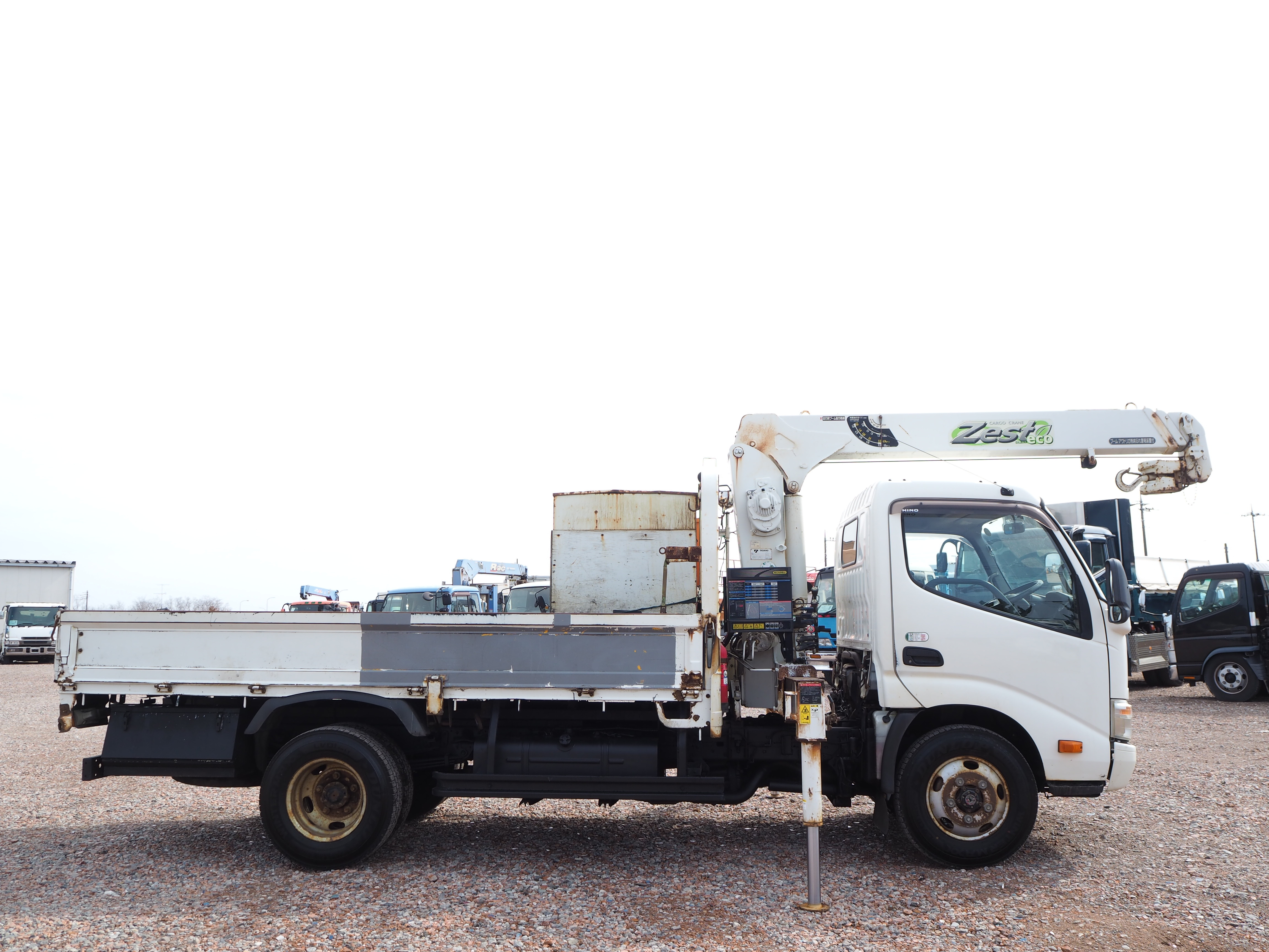 日野 デュトロ TKG-XZU695M(4WD)｜中古トラックなら【トラック市】