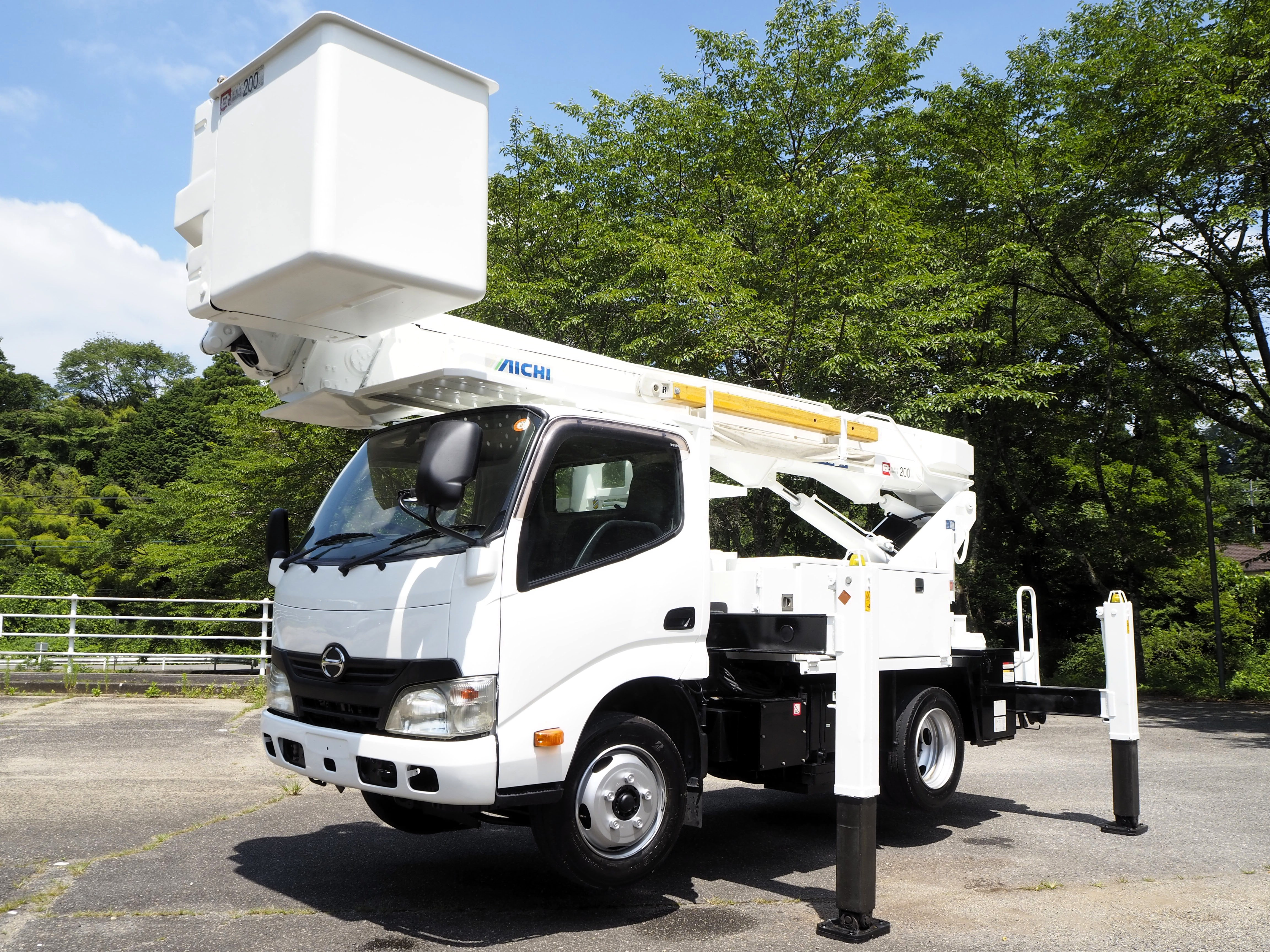 日野 デュトロ TKG-XZU600X(2WD)｜中古トラックなら【トラック市】