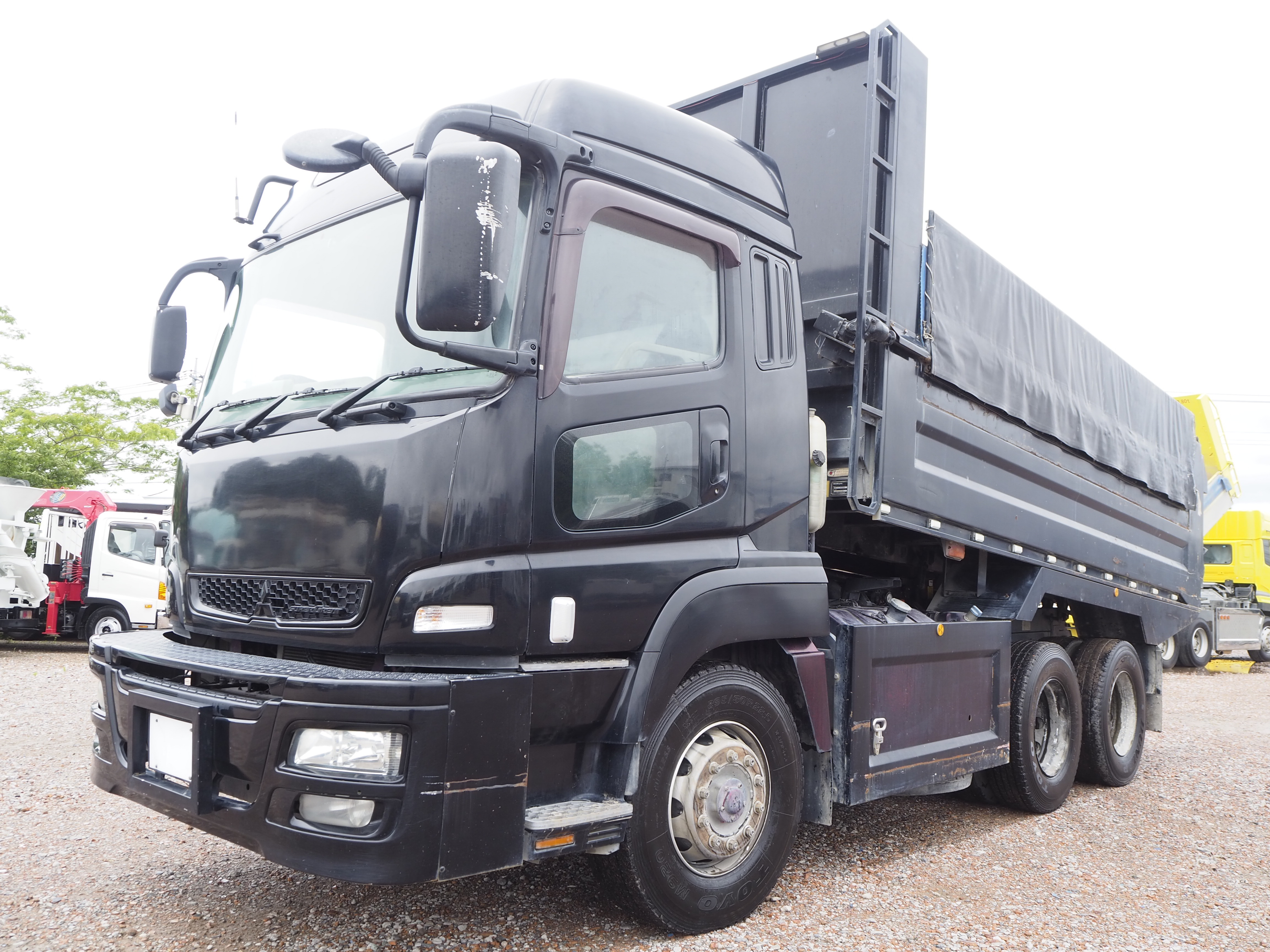 三菱 スーパーグレート QKG-FV60VX(6x4)｜中古トラックなら【トラック市】