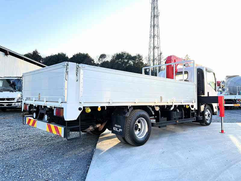いすゞ エルフ TPG-NPR85YN(2WD)の写真5