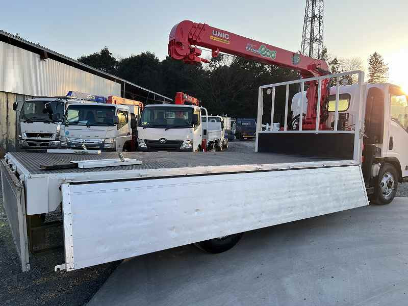 いすゞ エルフ TPG-NPR85YN(2WD)の写真24