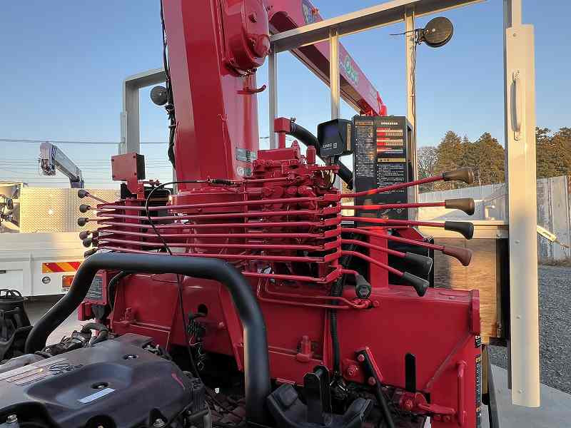 いすゞ エルフ TPG-NPR85YN(2WD)の写真27