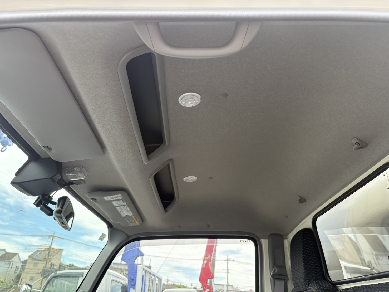 日野 デュトロ 2KG-XZU655M(2WD)の写真30