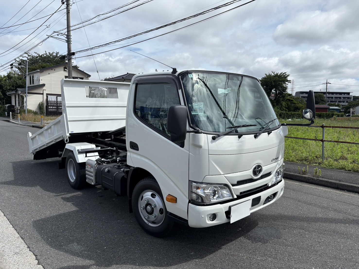 トヨタ ダイナ 2KG-XZU600D(2WD)の写真2