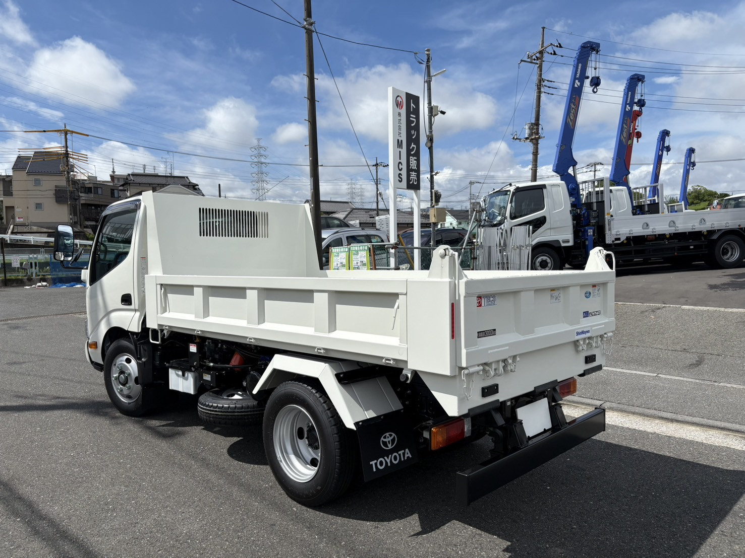 トヨタ ダイナ 2KG-XZU600D(2WD)の写真4