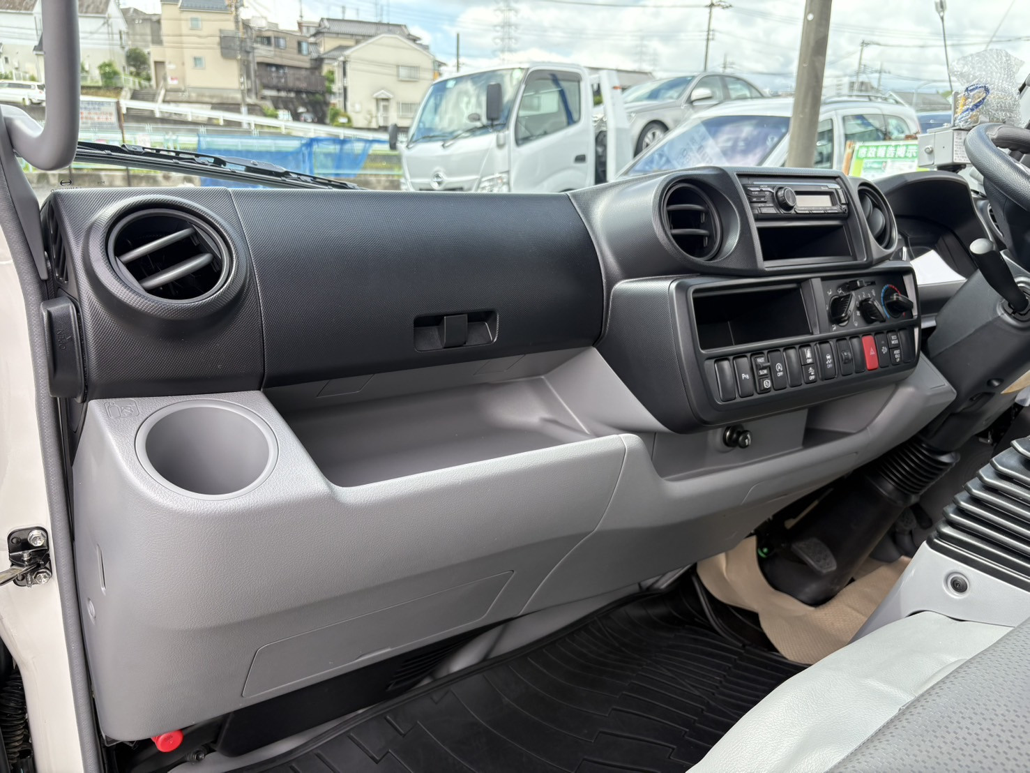 トヨタ ダイナ 2KG-XZU600D(2WD)の写真31