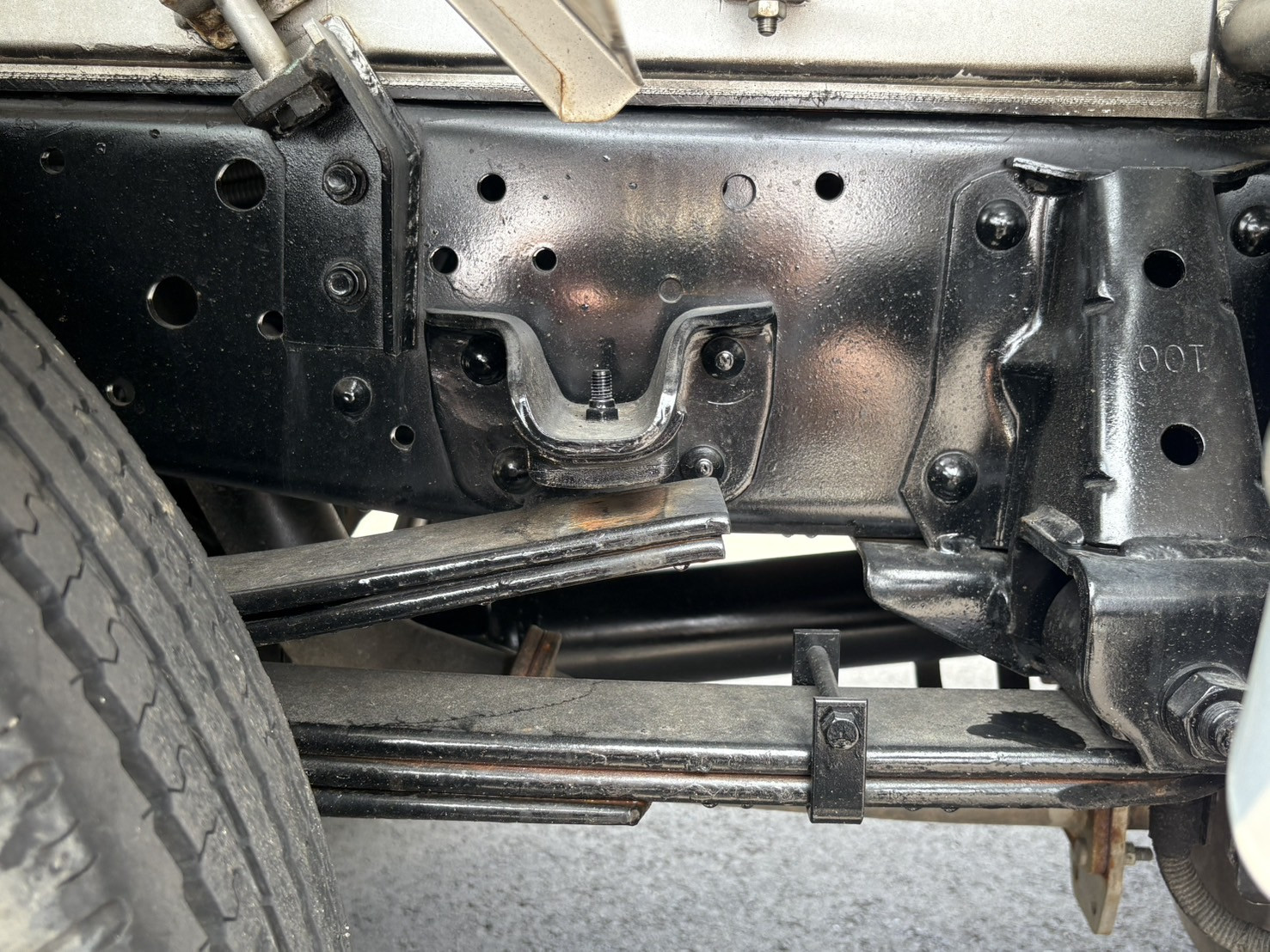 いすゞ エルフ 2RG-NMR88N(2WD)の写真17