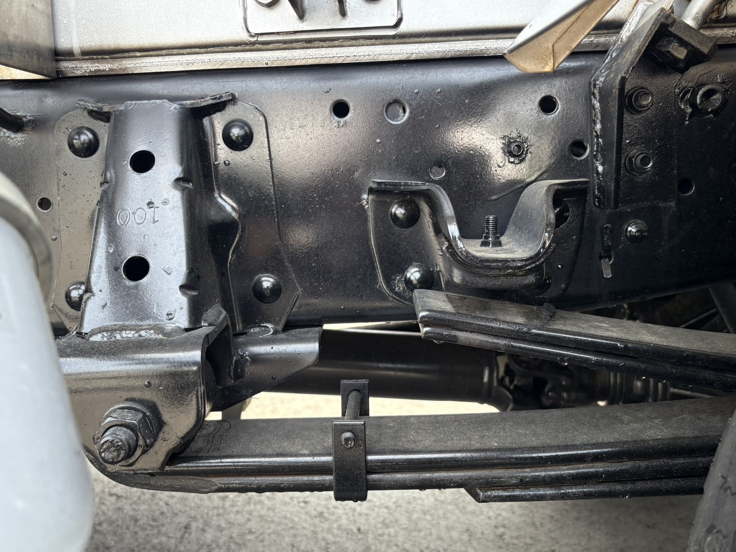 いすゞ エルフ 2RG-NMR88N(2WD)の写真19