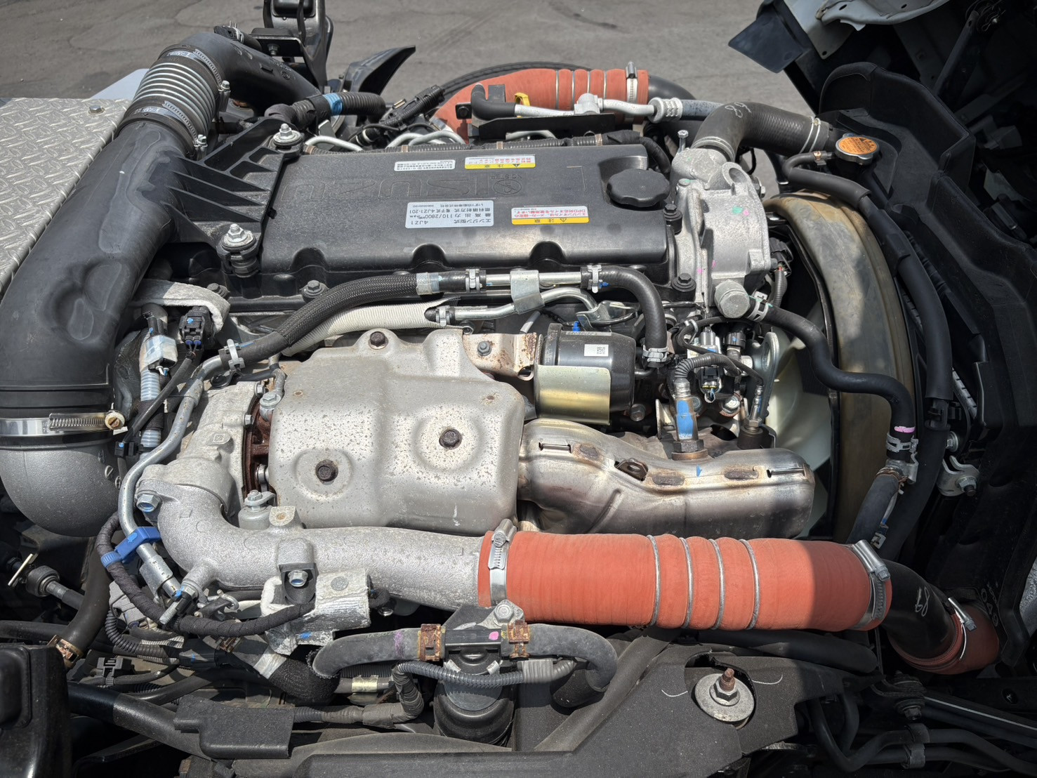 いすゞ エルフ 2RG-NMR88N(2WD)の写真32