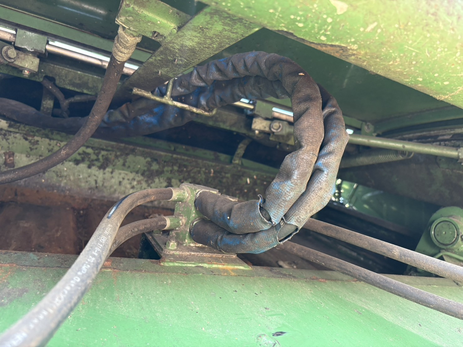 いすゞ エルフ SKG-NPR85YN(2WD)の写真14