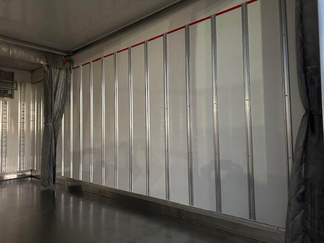 いすゞ エルフ TPR-NPR85AN(2WD)の写真12