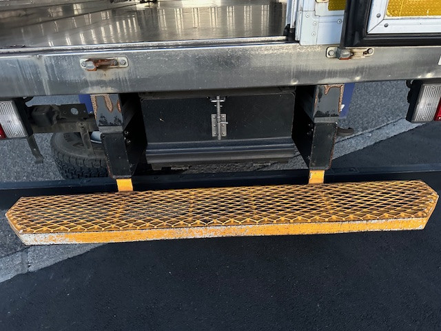 いすゞ エルフ TPR-NPR85AN(2WD)の写真13