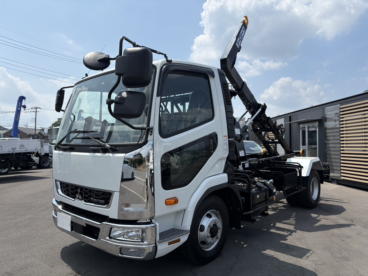 三菱 ファイター 2KG-FK72F(2WD)の写真1