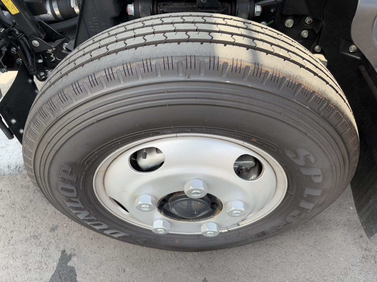 三菱 キャンター 2RG-FEAV0(2WD)の写真47