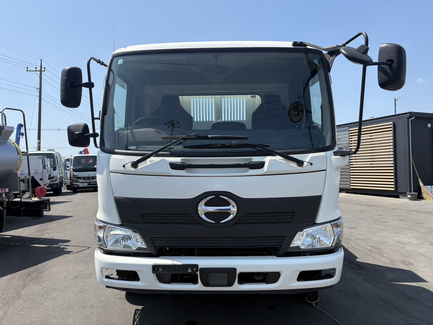 日野 デュトロ 2KG-FC2ABA(2WD)の写真5