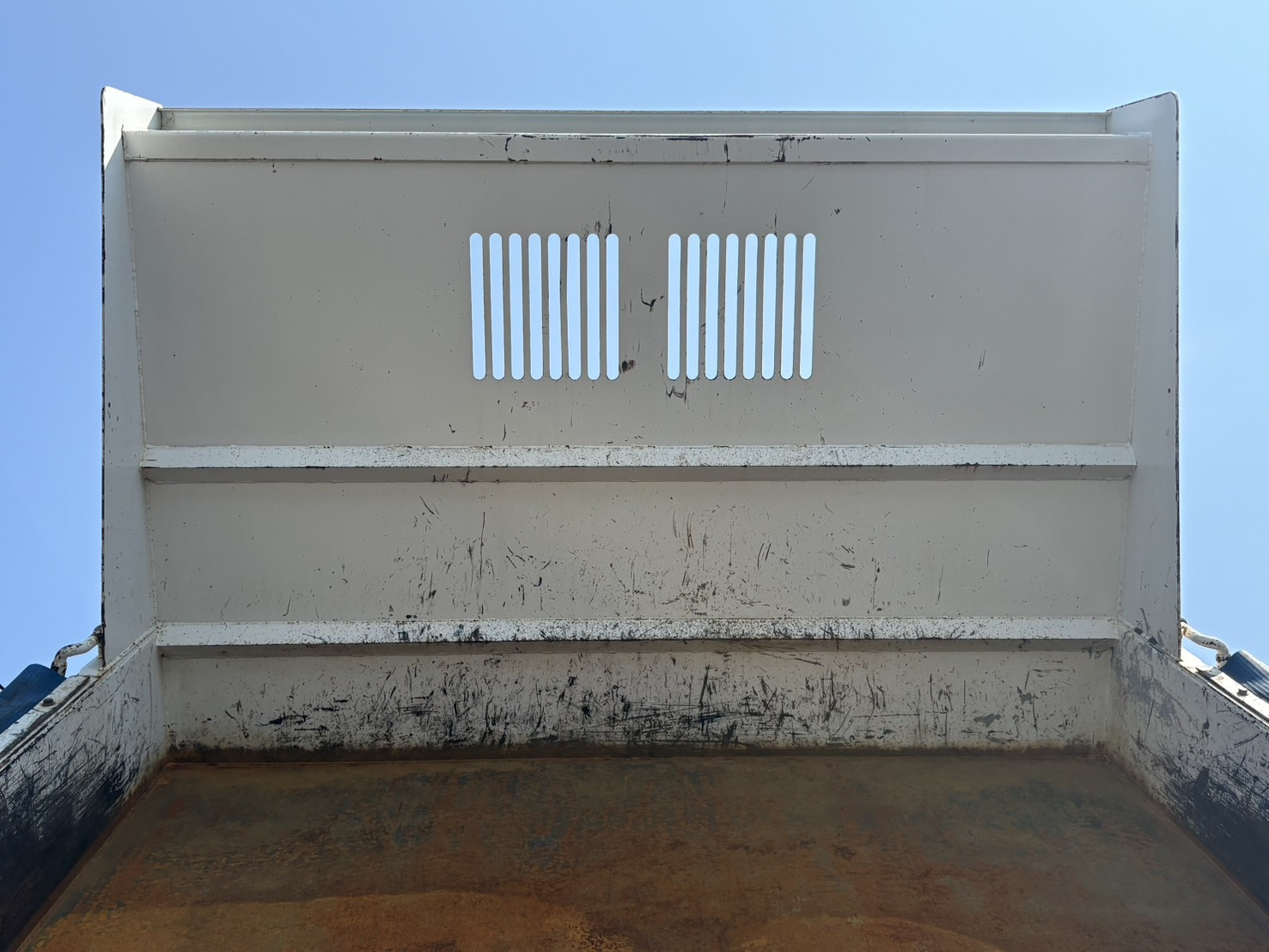 日野 デュトロ 2KG-FC2ABA(2WD)の写真13