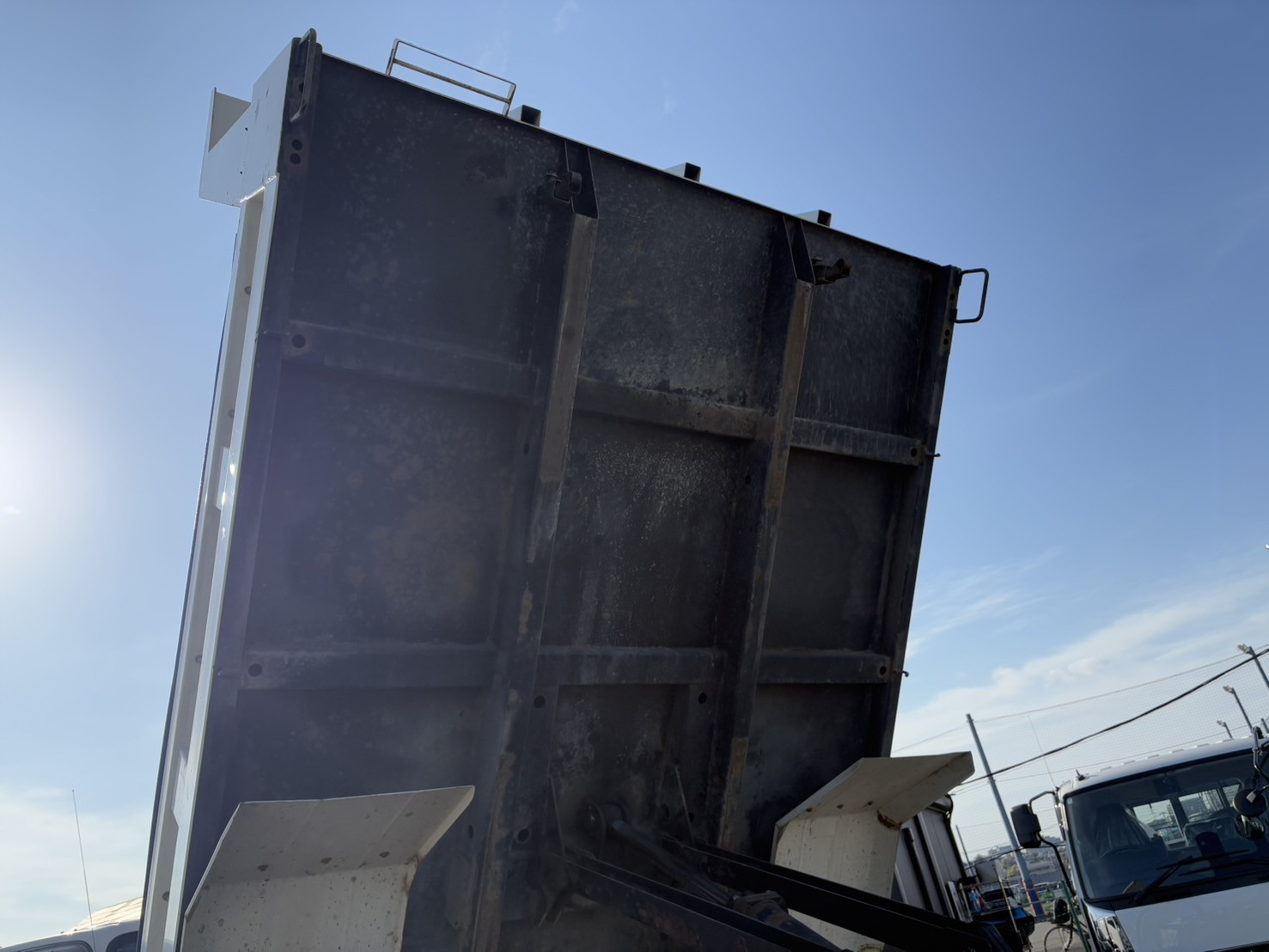 日野 デュトロ 2KG-FC2ABA(2WD)の写真15