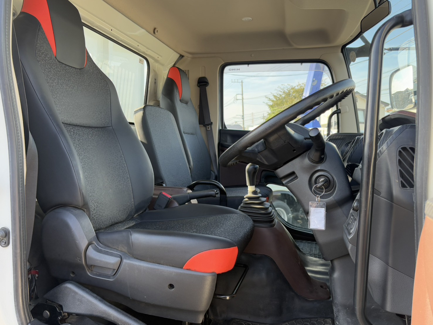 日野 デュトロ 2KG-FC2ABA(2WD)の写真26