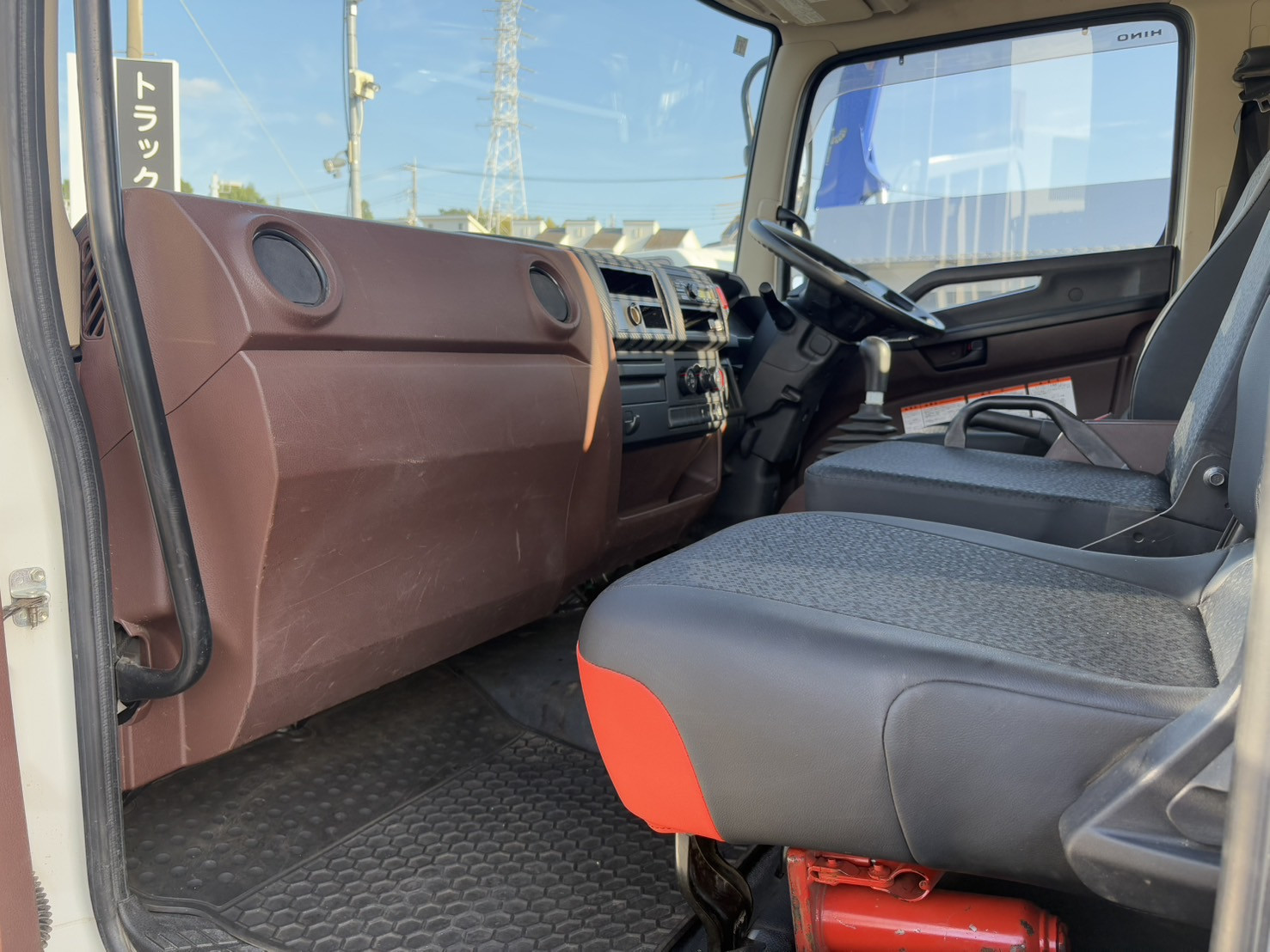 日野 デュトロ 2KG-FC2ABA(2WD)の写真31