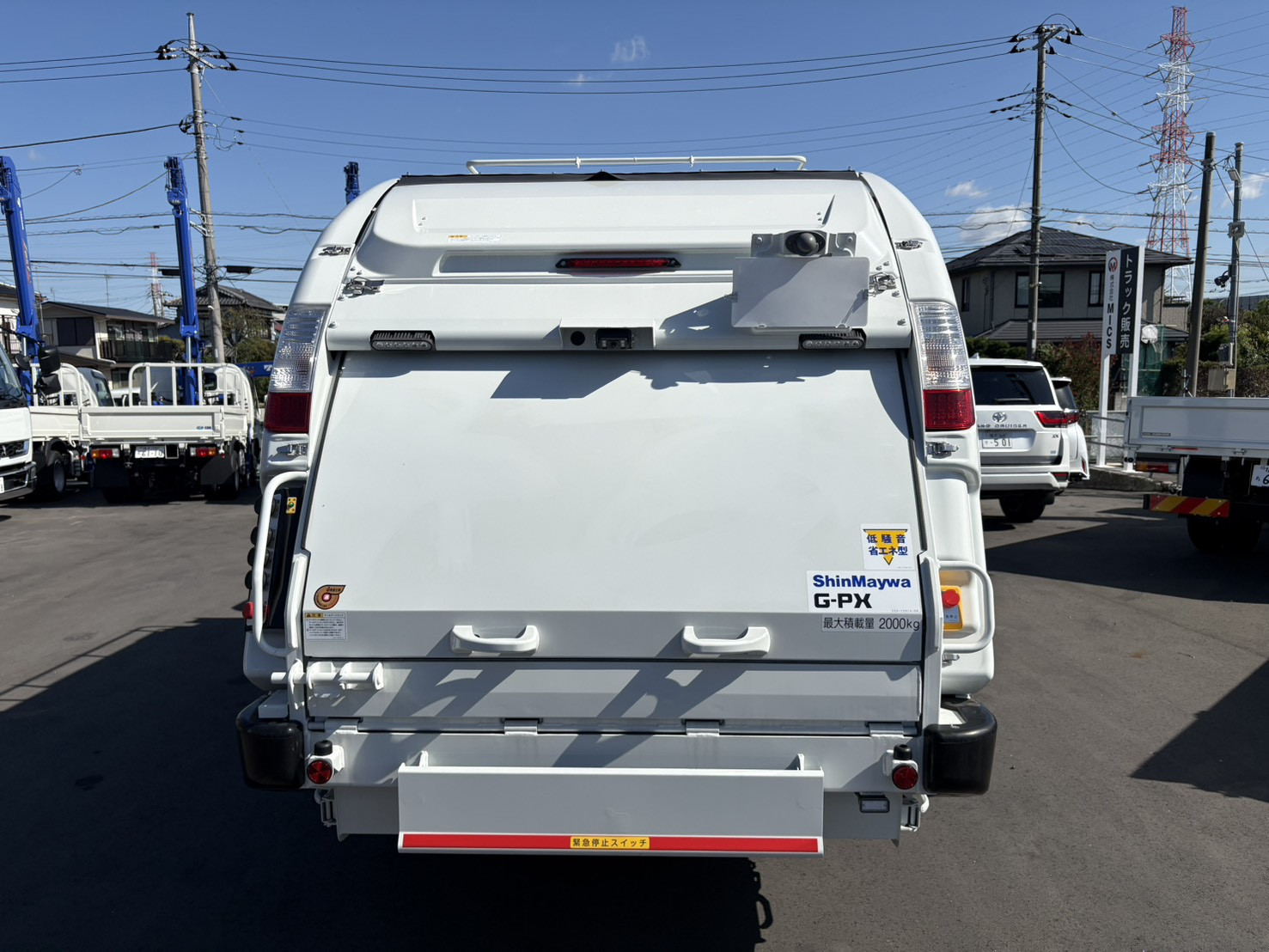 三菱 キャンター 2RG-FEAV0(2WD)の写真8