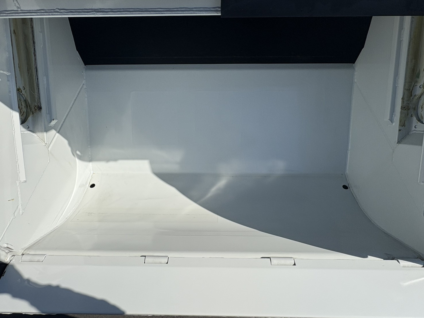 三菱 キャンター 2RG-FEAV0(2WD)の写真10