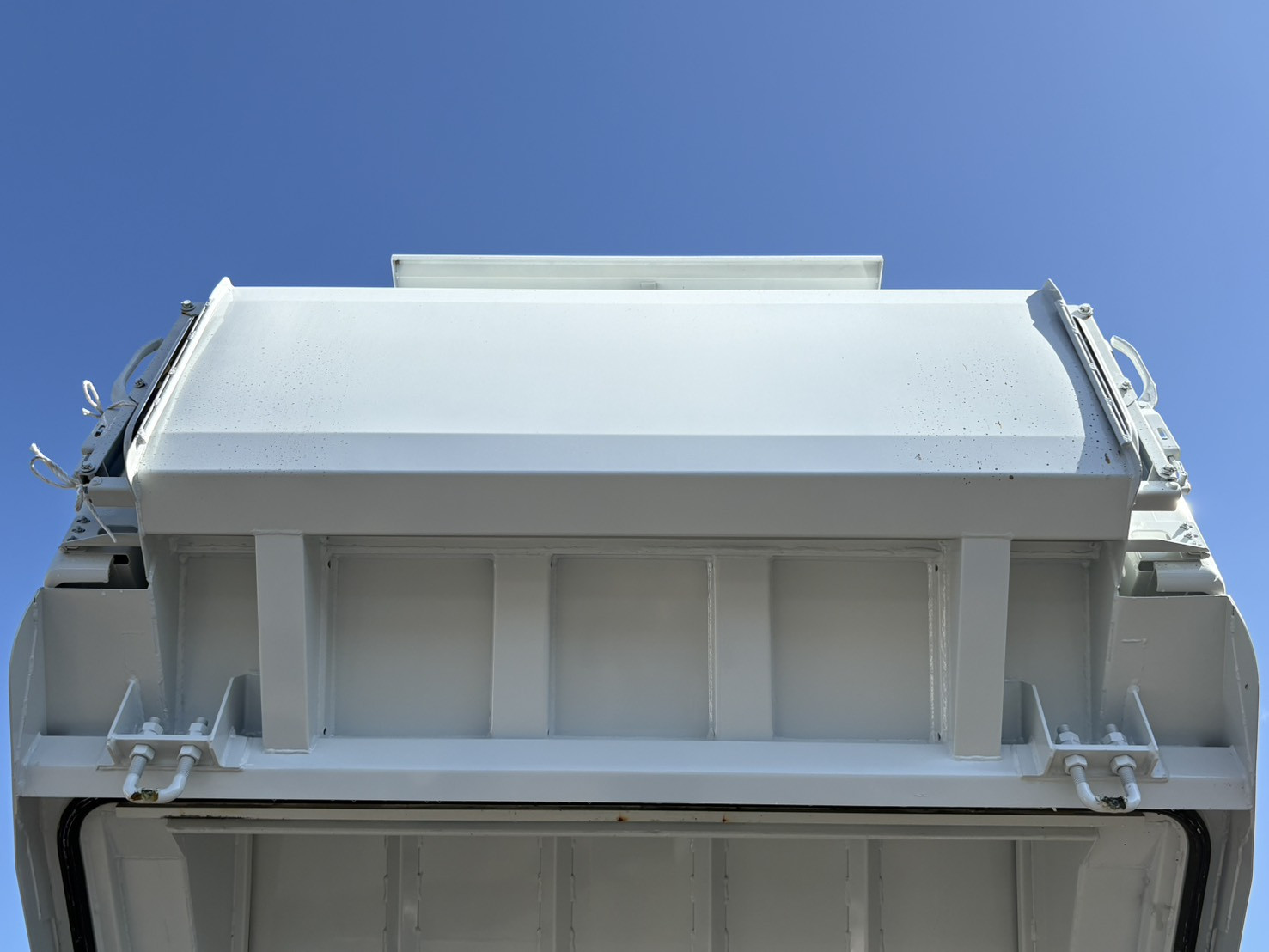 三菱 キャンター 2RG-FEAV0(2WD)の写真21