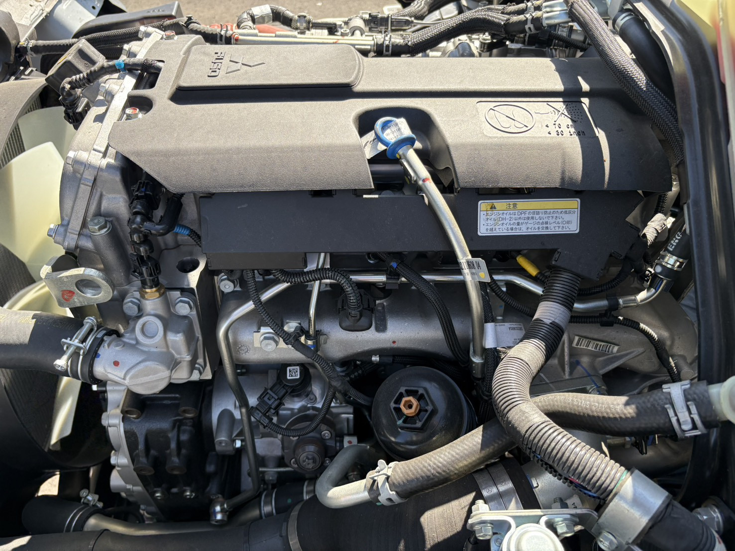 三菱 キャンター 2RG-FEAV0(2WD)の写真43