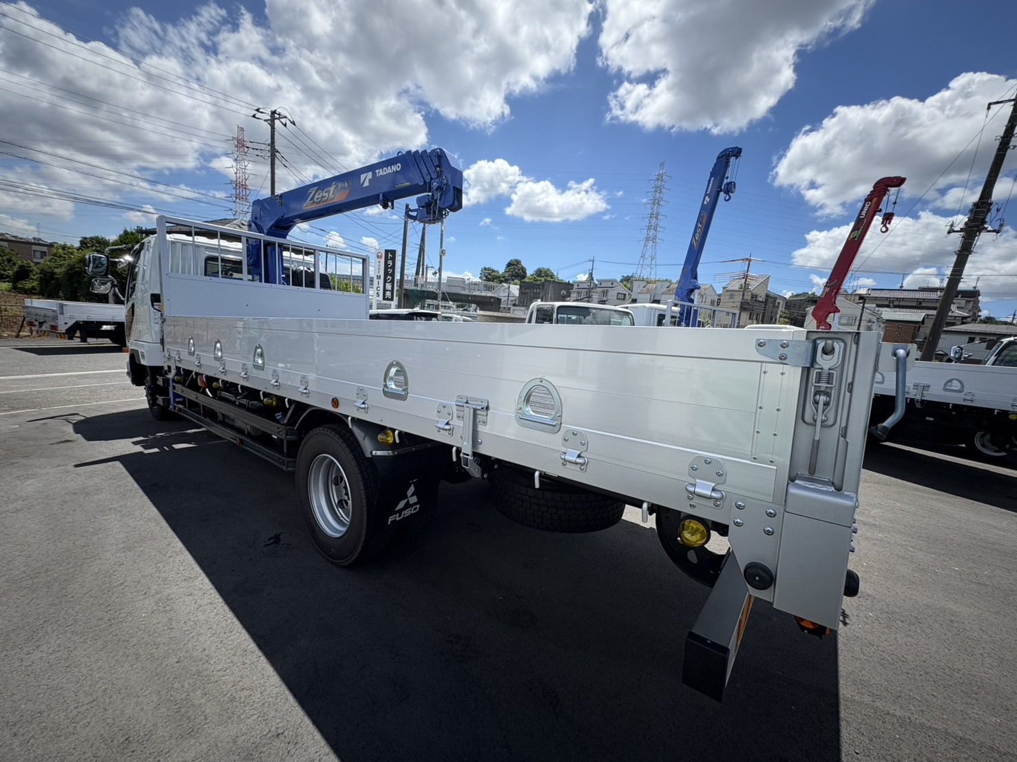 三菱 ファイター 2KG-FK62FZ(2WD)の写真4