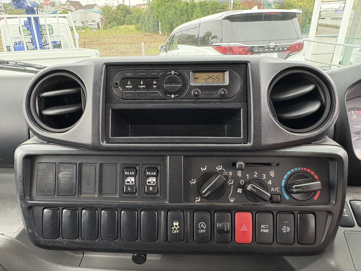 日野 デュトロ TPG-XZU605M(2WD)の写真29