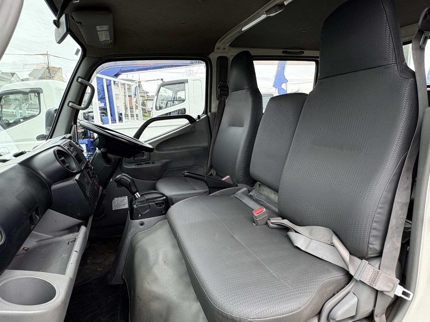 日野 デュトロ TPG-XZU605M(2WD)の写真33