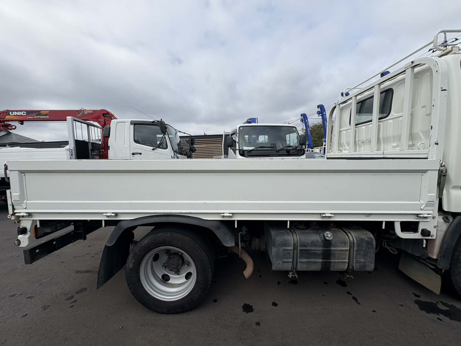 日野 デュトロ TKG-XZU605M(2WD)の写真6