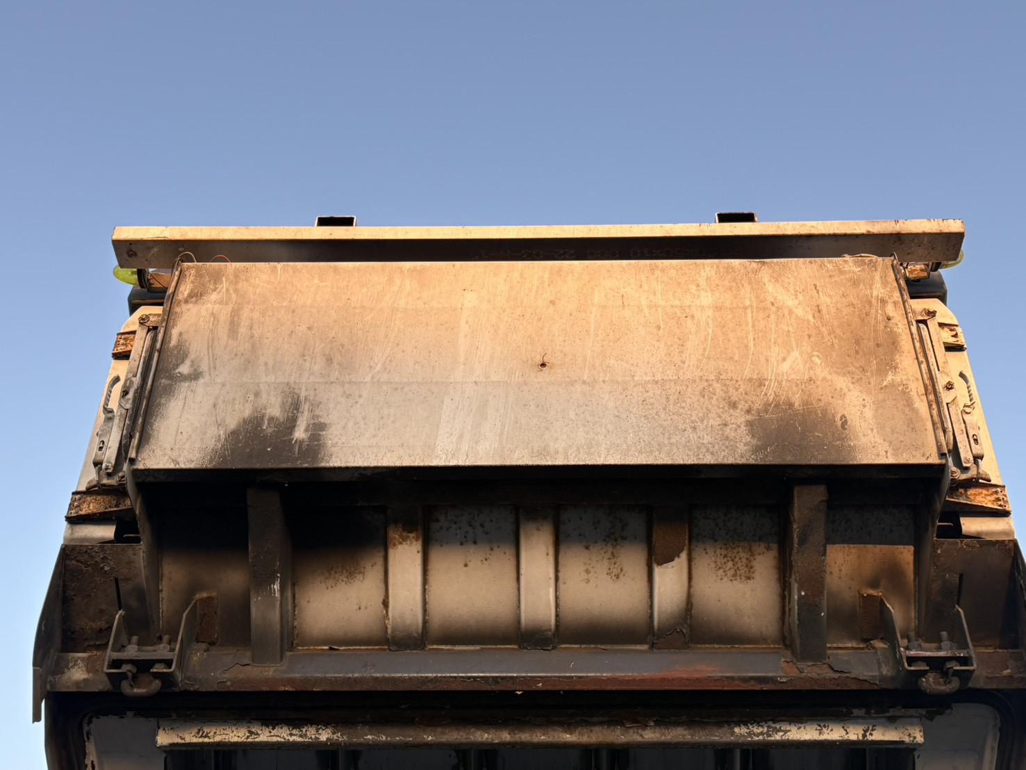 UD コンドル BDG-MK36C(2WD)の写真22