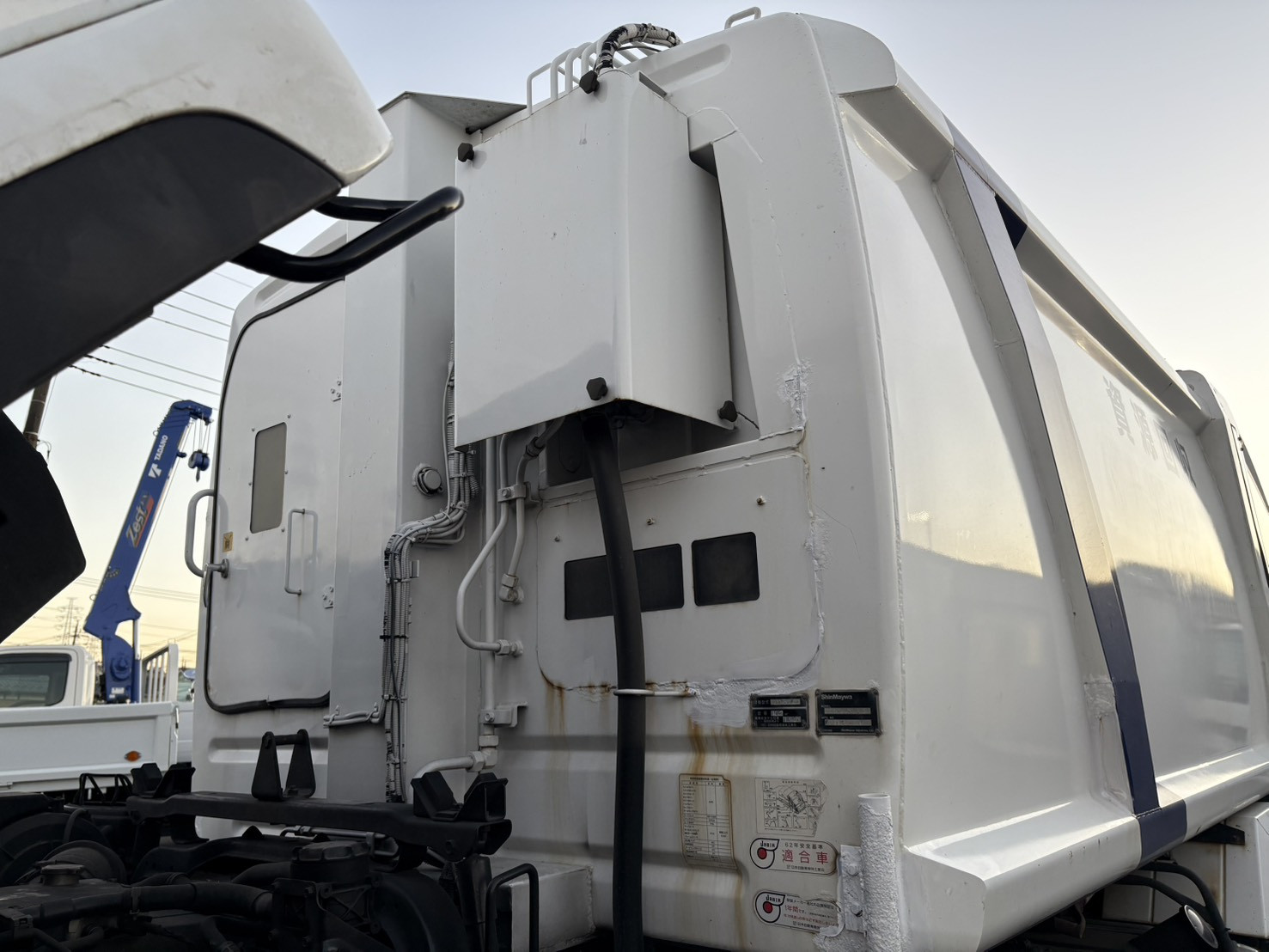 UD コンドル BDG-MK36C(2WD)の写真23