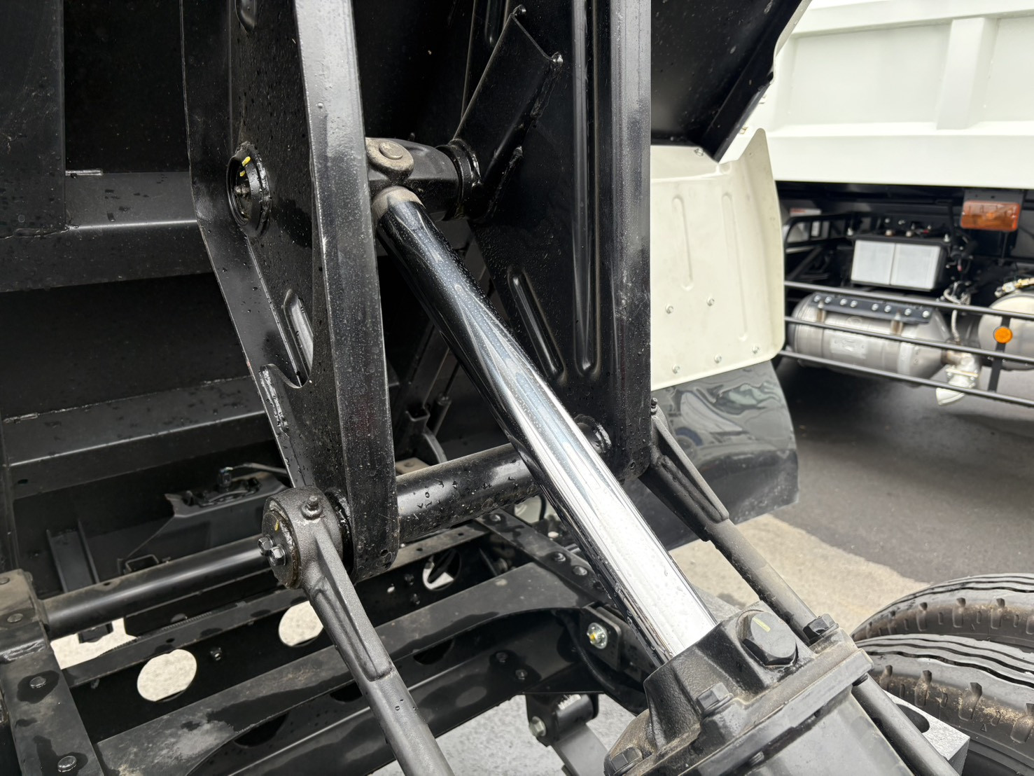 日野 デュトロ 2RG-XZU600T(2WD)の写真15