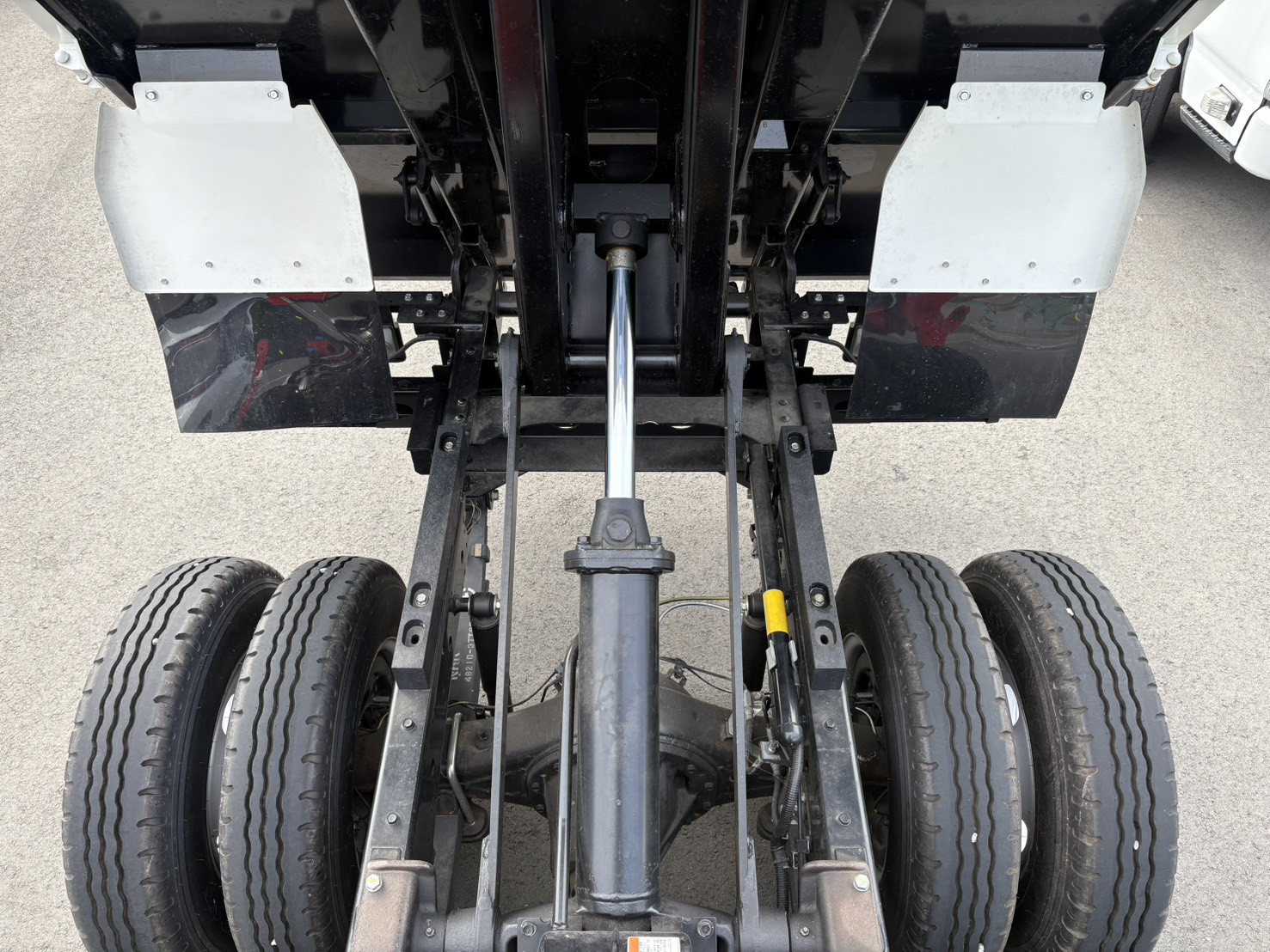 日野 デュトロ 2RG-XZU600T(2WD)の写真17