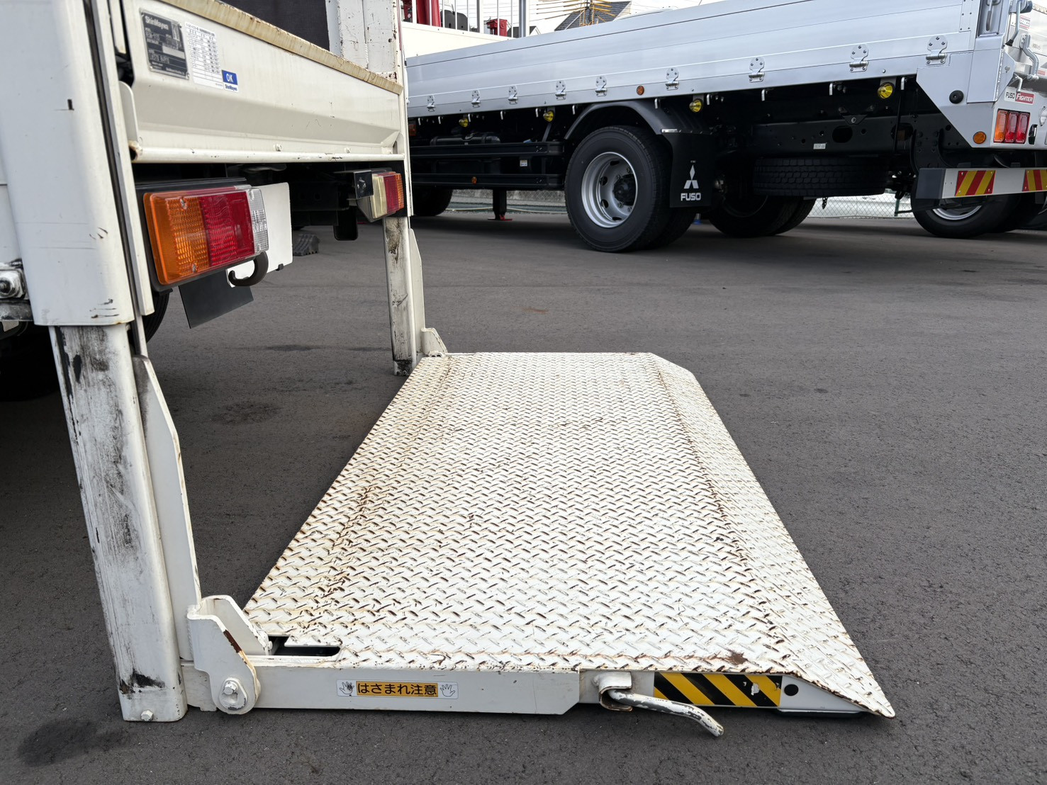 日野 デュトロ 2RG-XZC605M(2WD)の写真12