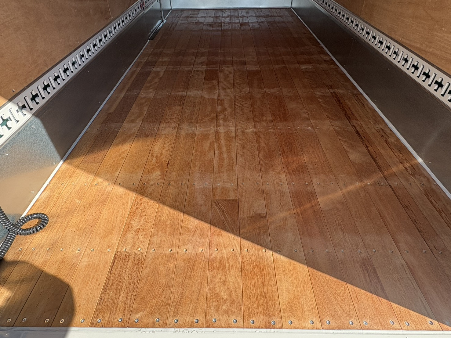 三菱 キャンター 2RG-FEAV0(2WD)の写真14