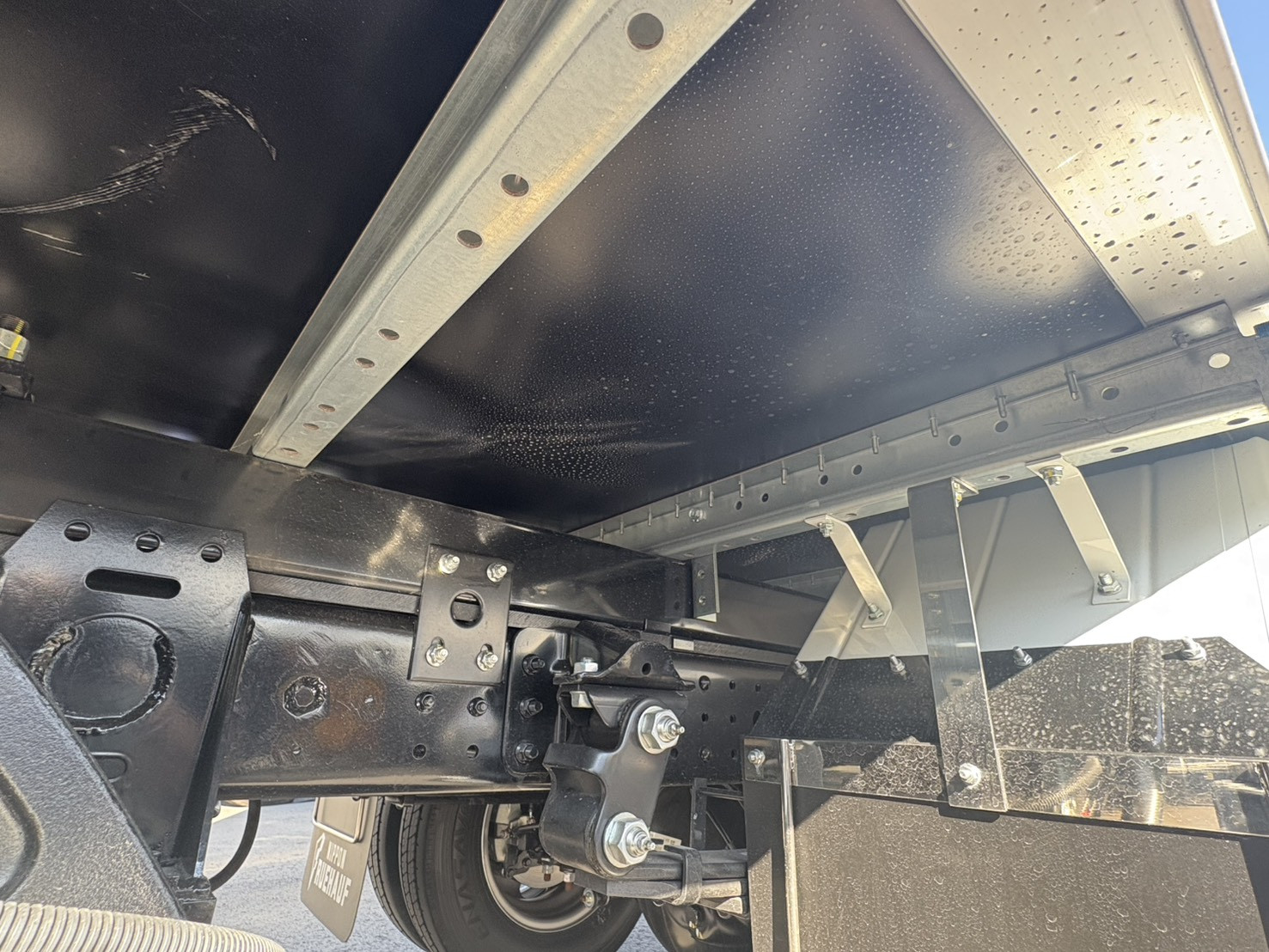 三菱 キャンター 2RG-FEAV0(2WD)の写真22