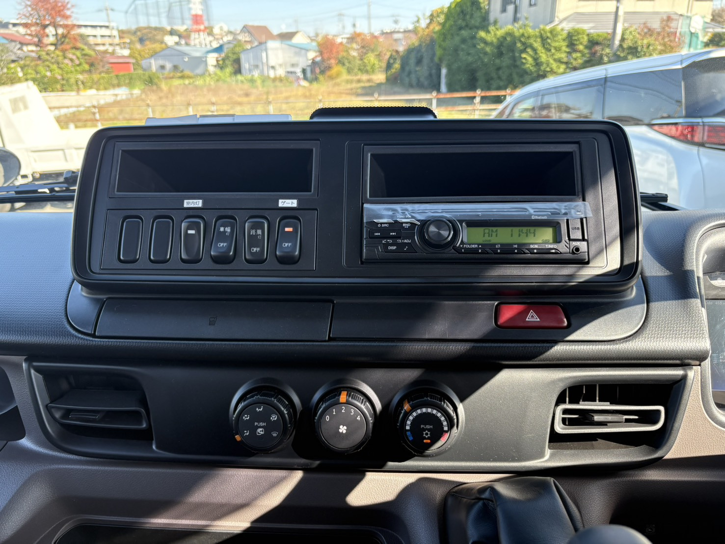 三菱 キャンター 2RG-FEAV0(2WD)の写真28