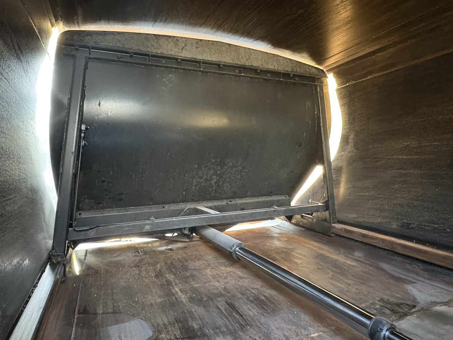 三菱 キャンター TKG-FEA50(2WD)の写真17